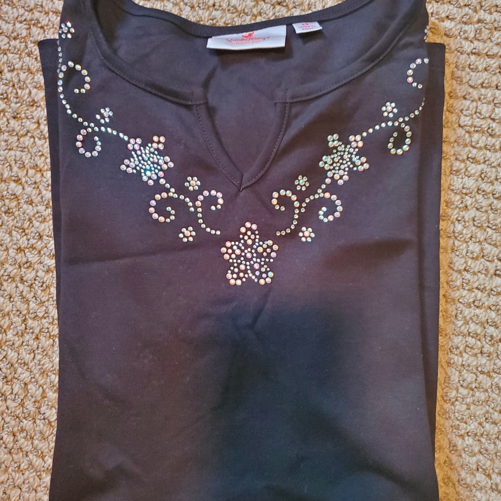 5 women's shirts